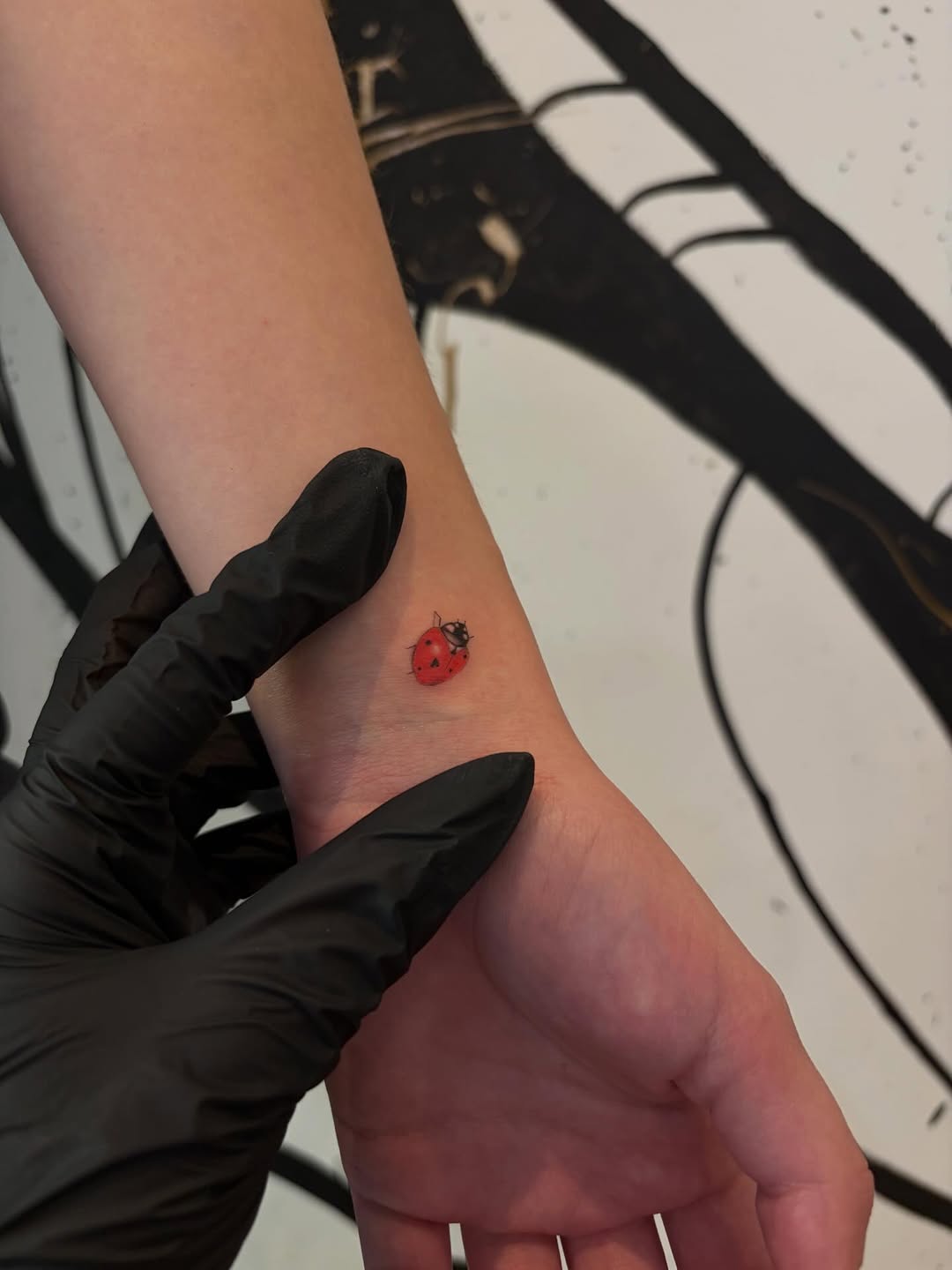 Marienkäfer-Tattoo von Antonia