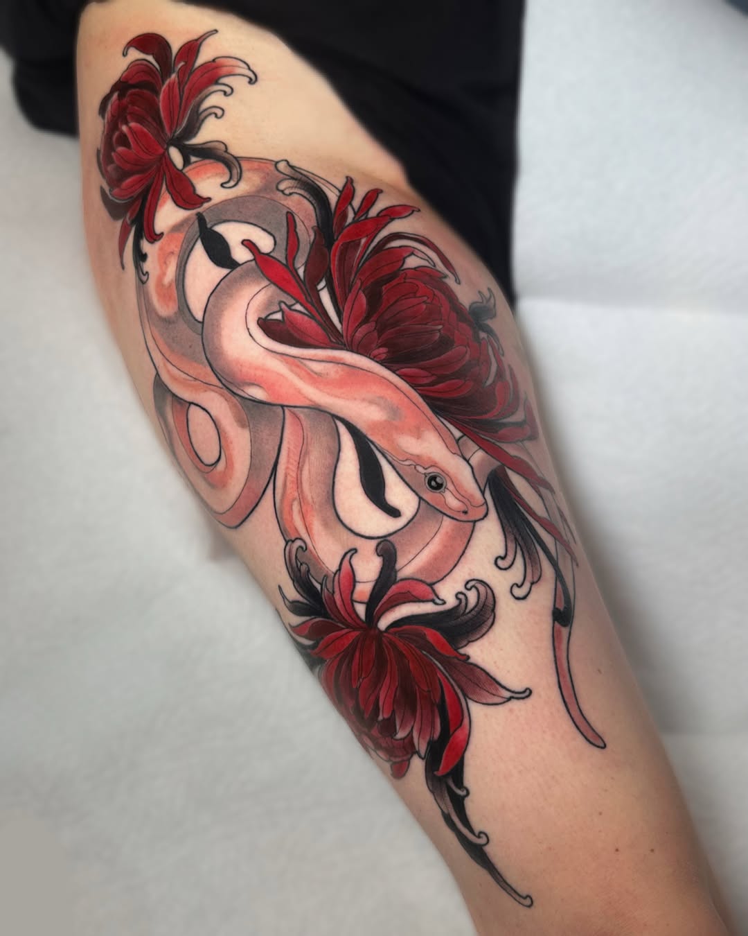Florales Tattoo von Nadja Stadler